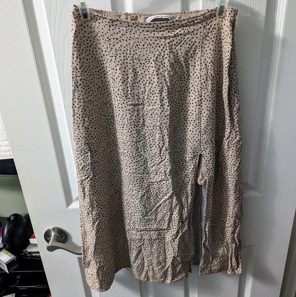 Abercrombie & Fitch High Slit Flirty Midi Skirt | Size XS - Picture 12 of 14